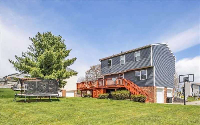 135 Rizzi Dr, Irwin, 15642, 3 Bedrooms Bedrooms, 8 Rooms Rooms,2.1 BathroomsBathrooms,Residential,For Sale,Rizzi Dr,1699464
