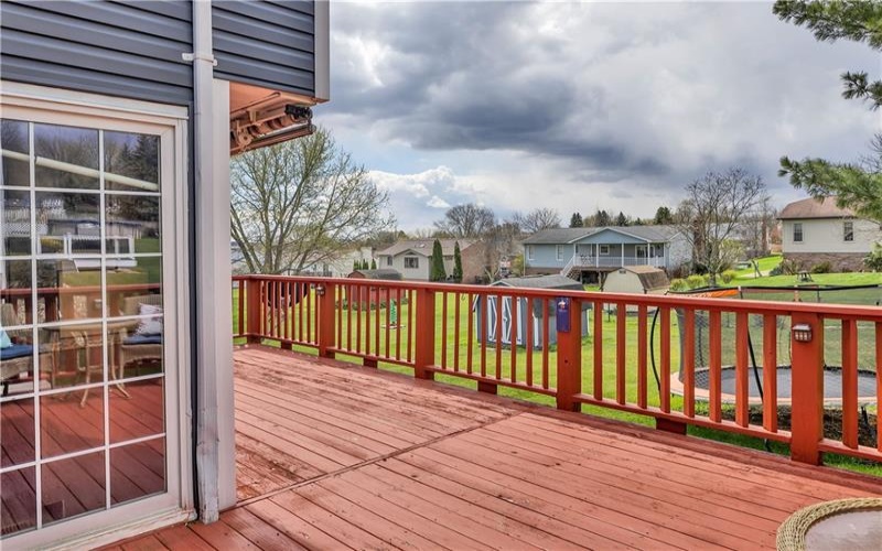 135 Rizzi Dr, Irwin, 15642, 3 Bedrooms Bedrooms, 8 Rooms Rooms,2.1 BathroomsBathrooms,Residential,For Sale,Rizzi Dr,1699464