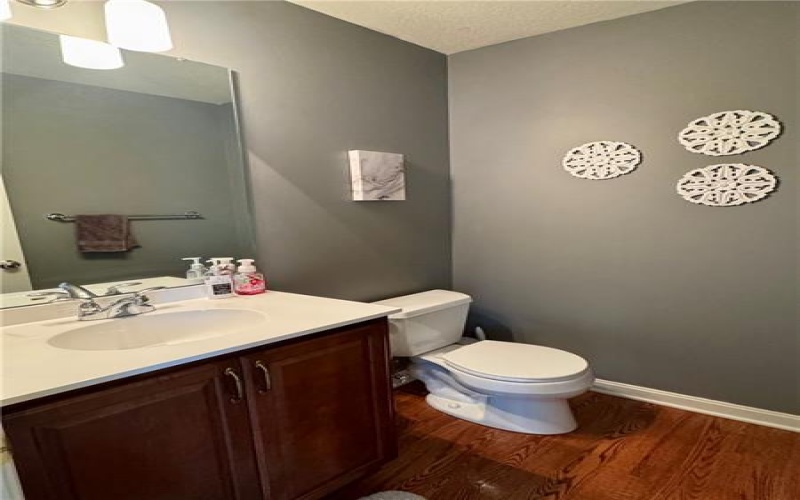 2001 Trillium Ct, Canonsburg, 15317, 3 Bedrooms Bedrooms, 9 Rooms Rooms,2.1 BathroomsBathrooms,Residential,For Sale,Trillium Ct,1699538
