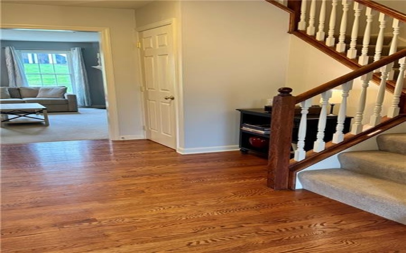 2001 Trillium Ct, Canonsburg, 15317, 3 Bedrooms Bedrooms, 9 Rooms Rooms,2.1 BathroomsBathrooms,Residential,For Sale,Trillium Ct,1699538