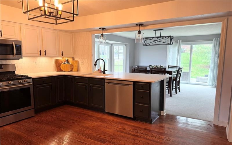 2001 Trillium Ct, Canonsburg, 15317, 3 Bedrooms Bedrooms, 9 Rooms Rooms,2.1 BathroomsBathrooms,Residential,For Sale,Trillium Ct,1699538