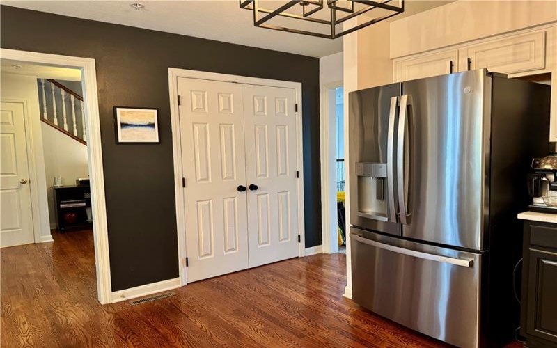 2001 Trillium Ct, Canonsburg, 15317, 3 Bedrooms Bedrooms, 9 Rooms Rooms,2.1 BathroomsBathrooms,Residential,For Sale,Trillium Ct,1699538
