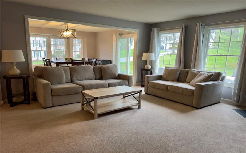 2001 Trillium Ct, Canonsburg, 15317, 3 Bedrooms Bedrooms, 9 Rooms Rooms,2.1 BathroomsBathrooms,Residential,For Sale,Trillium Ct,1699538