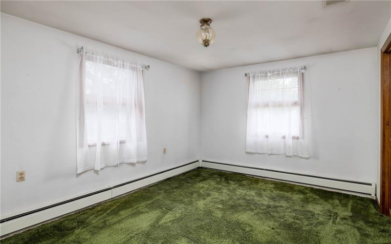 292 Franklin Farms Rd, Washington, 15301, 3 Bedrooms Bedrooms, 7 Rooms Rooms,2.1 BathroomsBathrooms,Residential,For Sale,Franklin Farms Rd,1699197