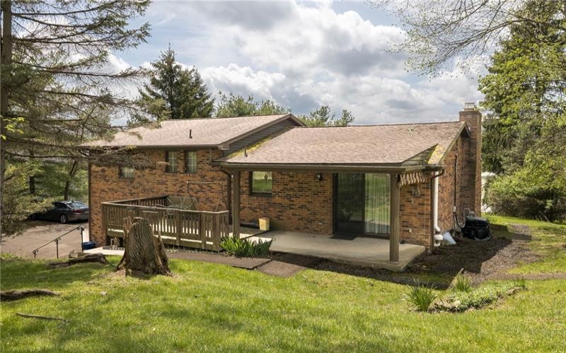 292 Franklin Farms Rd, Washington, 15301, 3 Bedrooms Bedrooms, 7 Rooms Rooms,2.1 BathroomsBathrooms,Residential,For Sale,Franklin Farms Rd,1699197