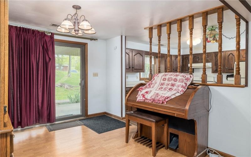 292 Franklin Farms Rd, Washington, 15301, 3 Bedrooms Bedrooms, 7 Rooms Rooms,2.1 BathroomsBathrooms,Residential,For Sale,Franklin Farms Rd,1699197