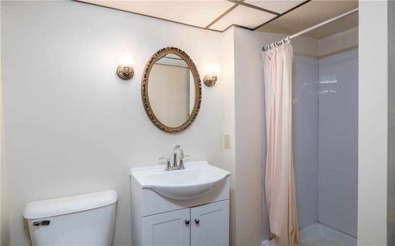 292 Franklin Farms Rd, Washington, 15301, 3 Bedrooms Bedrooms, 7 Rooms Rooms,2.1 BathroomsBathrooms,Residential,For Sale,Franklin Farms Rd,1699197