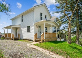 332 Murray Ave, New Kensington, 15068, 2 Bedrooms Bedrooms, ,1 BathroomBathrooms,Residential,For Sale,Murray Ave,1699461