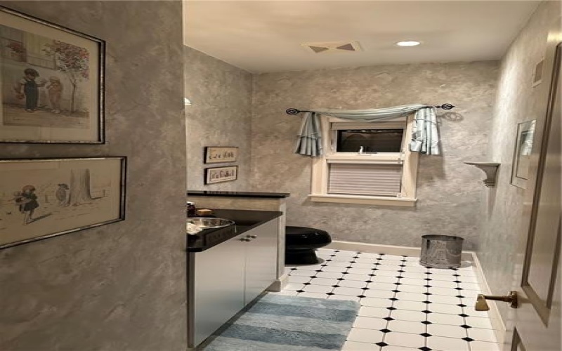 337 Saratoga Drive, Uniontown, 15401, 4 Bedrooms Bedrooms, ,3.2 BathroomsBathrooms,Residential,For Sale,Saratoga Drive,1699518