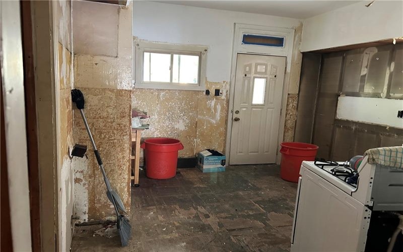 1706 Constitution Blvd, New Kensington, 15068, 3 Bedrooms Bedrooms, ,1 BathroomBathrooms,Residential,For Sale,Constitution Blvd,1699542