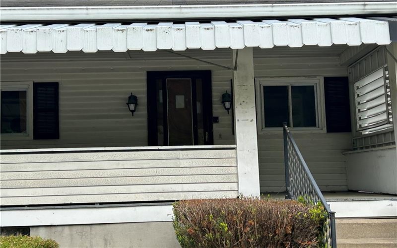 1706 Constitution Blvd, New Kensington, 15068, 3 Bedrooms Bedrooms, ,1 BathroomBathrooms,Residential,For Sale,Constitution Blvd,1699542