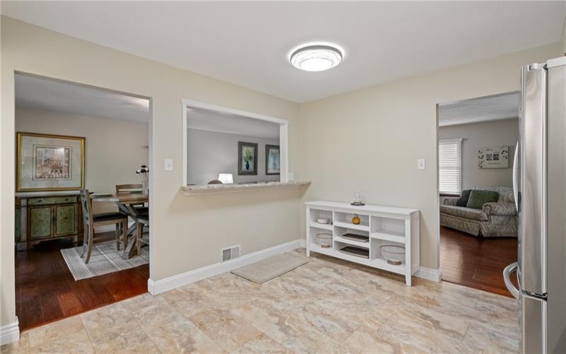 56 Russ St, Uniontown, 15401, 4 Bedrooms Bedrooms, 10 Rooms Rooms,3 BathroomsBathrooms,Residential,For Sale,Russ St,1699561