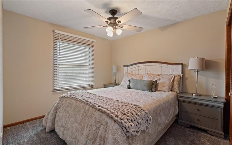 56 Russ St, Uniontown, 15401, 4 Bedrooms Bedrooms, 10 Rooms Rooms,3 BathroomsBathrooms,Residential,For Sale,Russ St,1699561
