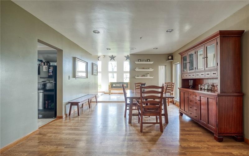 9 Saw Mill Ln, Hickory, 15340, 4 Bedrooms Bedrooms, ,4 BathroomsBathrooms,Residential,For Sale,Saw Mill Ln,1699570