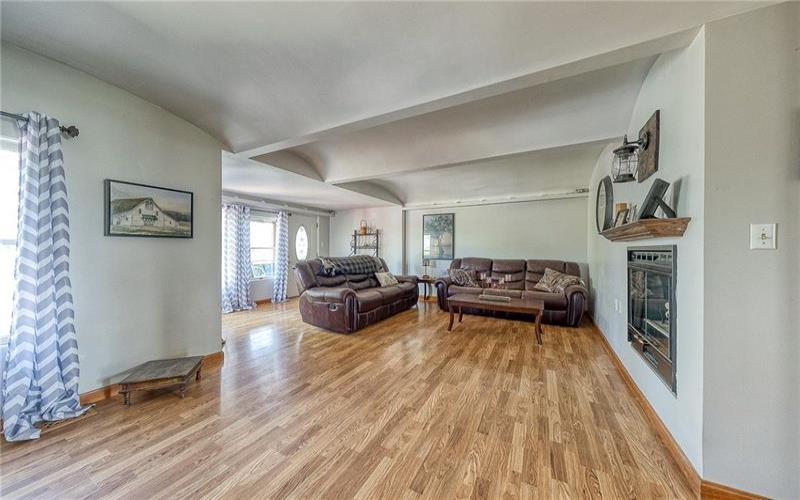 9 Saw Mill Ln, Hickory, 15340, 4 Bedrooms Bedrooms, ,4 BathroomsBathrooms,Residential,For Sale,Saw Mill Ln,1699570