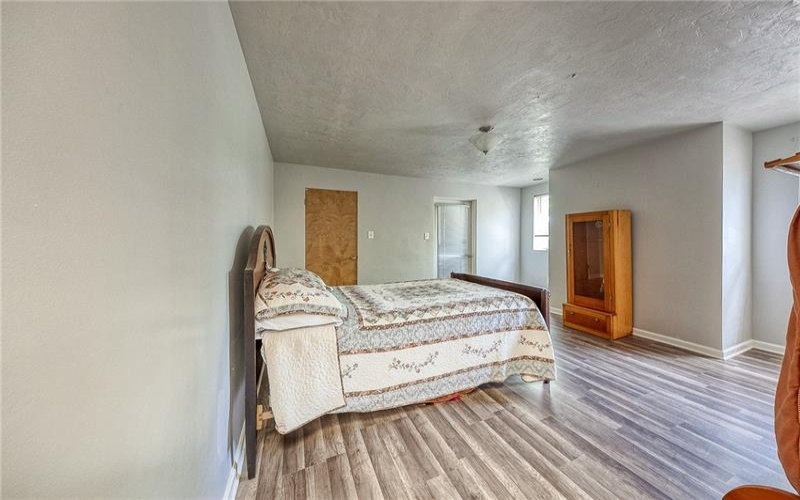 9 Saw Mill Ln, Hickory, 15340, 4 Bedrooms Bedrooms, ,4 BathroomsBathrooms,Residential,For Sale,Saw Mill Ln,1699570