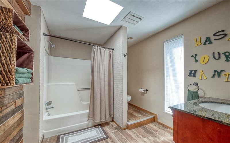 9 Saw Mill Ln, Hickory, 15340, 4 Bedrooms Bedrooms, ,4 BathroomsBathrooms,Residential,For Sale,Saw Mill Ln,1699570