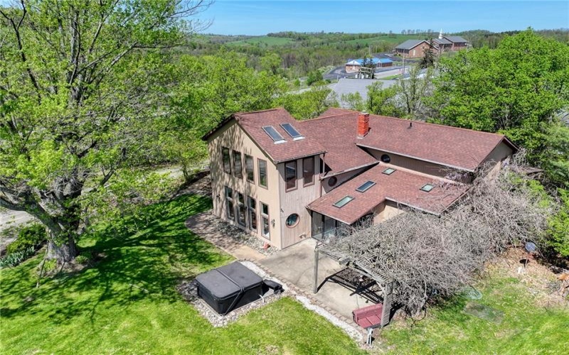 9 Saw Mill Ln, Hickory, 15340, 4 Bedrooms Bedrooms, ,4 BathroomsBathrooms,Residential,For Sale,Saw Mill Ln,1699570