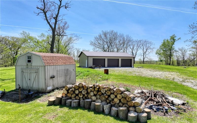9 Saw Mill Ln, Hickory, 15340, 4 Bedrooms Bedrooms, ,4 BathroomsBathrooms,Residential,For Sale,Saw Mill Ln,1699570