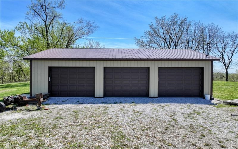9 Saw Mill Ln, Hickory, 15340, 4 Bedrooms Bedrooms, ,4 BathroomsBathrooms,Residential,For Sale,Saw Mill Ln,1699570