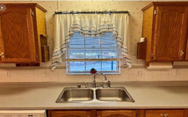 512 Heritage Lane, Murrysville, 15668, 2 Bedrooms Bedrooms, 7 Rooms Rooms,2 BathroomsBathrooms,Residential,For Sale,Heritage Lane,1686968
