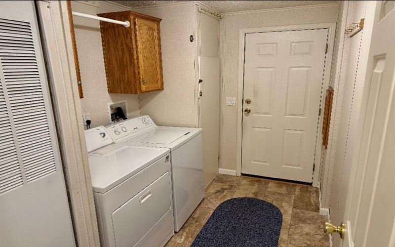 512 Heritage Lane, Murrysville, 15668, 2 Bedrooms Bedrooms, 7 Rooms Rooms,2 BathroomsBathrooms,Residential,For Sale,Heritage Lane,1686968