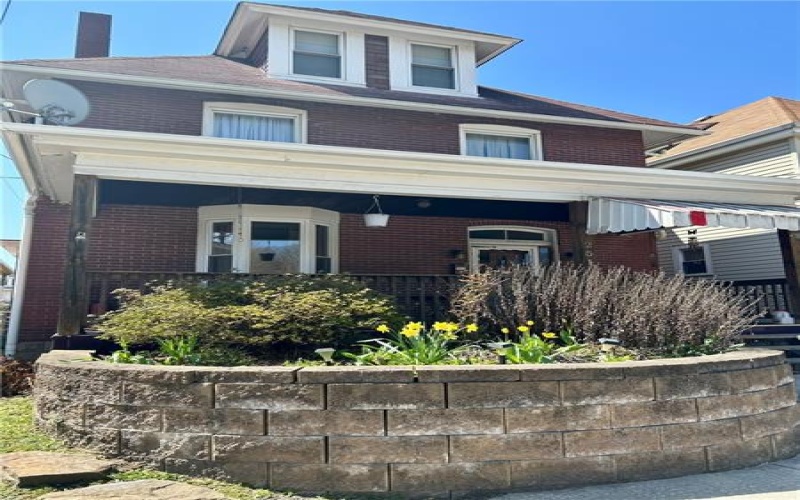 251 Main Street, New Kensington, 15068, 4 Bedrooms Bedrooms, ,1.1 BathroomsBathrooms,Residential,For Sale,Main Street,1699412