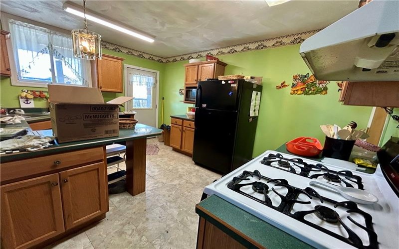251 Main Street, New Kensington, 15068, 4 Bedrooms Bedrooms, ,1.1 BathroomsBathrooms,Residential,For Sale,Main Street,1699412