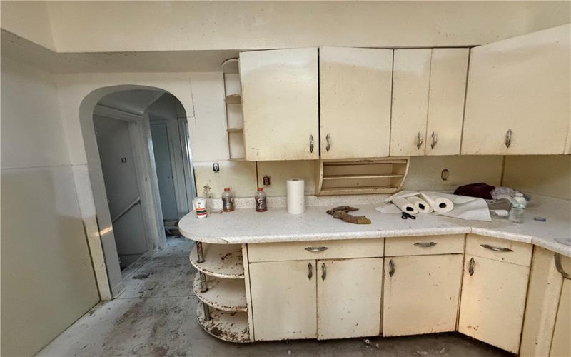 39 Eagle St, Charleroi, 15022, 4 Bedrooms Bedrooms, ,1.1 BathroomsBathrooms,Residential,For Sale,Eagle St,1699441