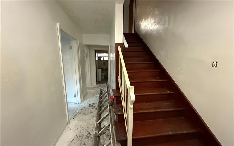 39 Eagle St, Charleroi, 15022, 4 Bedrooms Bedrooms, ,1.1 BathroomsBathrooms,Residential,For Sale,Eagle St,1699441