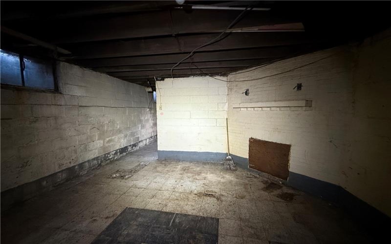 39 Eagle St, Charleroi, 15022, 4 Bedrooms Bedrooms, ,1.1 BathroomsBathrooms,Residential,For Sale,Eagle St,1699441