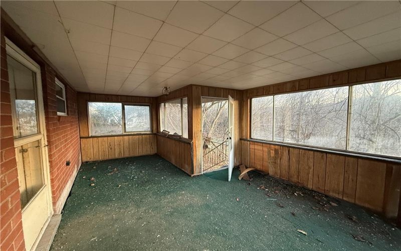 39 Eagle St, Charleroi, 15022, 4 Bedrooms Bedrooms, ,1.1 BathroomsBathrooms,Residential,For Sale,Eagle St,1699441