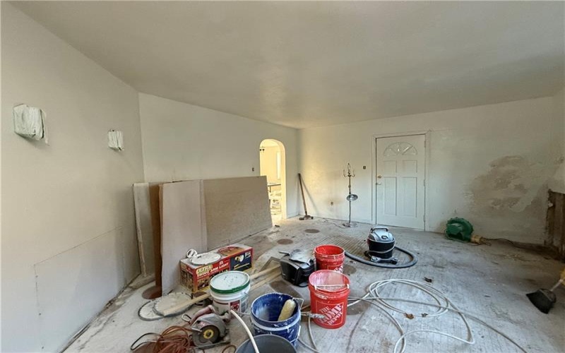 39 Eagle St, Charleroi, 15022, 4 Bedrooms Bedrooms, ,1.1 BathroomsBathrooms,Residential,For Sale,Eagle St,1699441