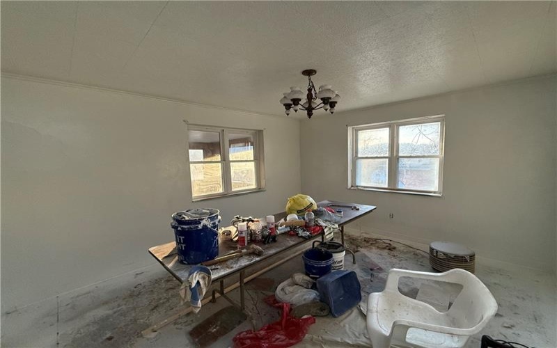 39 Eagle St, Charleroi, 15022, 4 Bedrooms Bedrooms, ,1.1 BathroomsBathrooms,Residential,For Sale,Eagle St,1699441