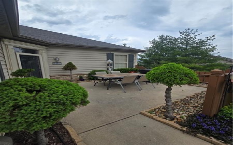 1608 Saint Andrews Dr, Washington, 15301, 2 Bedrooms Bedrooms, ,2 BathroomsBathrooms,Residential,For Sale,Saint Andrews Dr,1699613