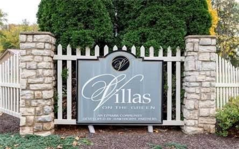1608 Saint Andrews Dr, Washington, 15301, 2 Bedrooms Bedrooms, ,2 BathroomsBathrooms,Residential,For Sale,Saint Andrews Dr,1699613