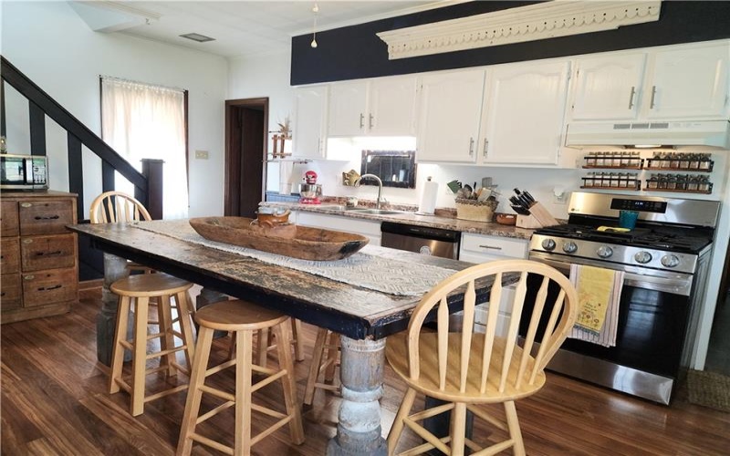 244 California Ave, Laughlintown, 15655, 3 Bedrooms Bedrooms, ,2 BathroomsBathrooms,Residential,For Sale,California Ave,1699627