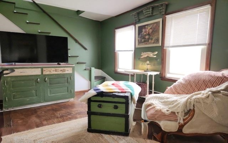 244 California Ave, Laughlintown, 15655, 3 Bedrooms Bedrooms, ,2 BathroomsBathrooms,Residential,For Sale,California Ave,1699627