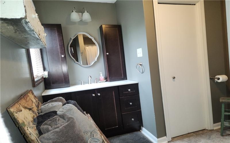 244 California Ave, Laughlintown, 15655, 3 Bedrooms Bedrooms, ,2 BathroomsBathrooms,Residential,For Sale,California Ave,1699627