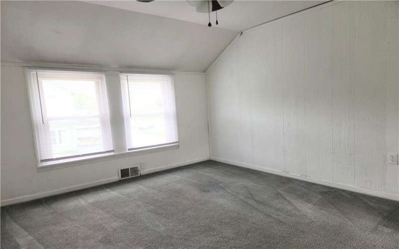 244 California Ave, Laughlintown, 15655, 3 Bedrooms Bedrooms, ,2 BathroomsBathrooms,Residential,For Sale,California Ave,1699627