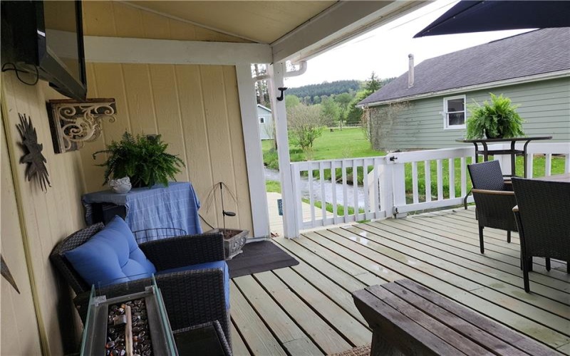 244 California Ave, Laughlintown, 15655, 3 Bedrooms Bedrooms, ,2 BathroomsBathrooms,Residential,For Sale,California Ave,1699627