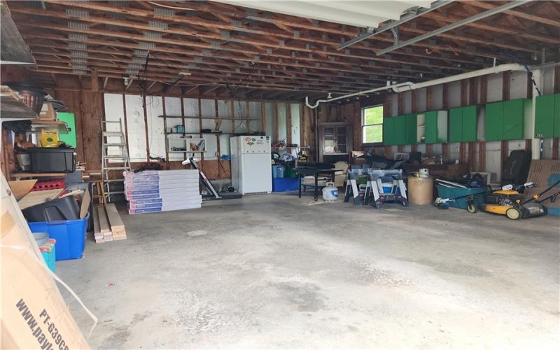 244 California Ave, Laughlintown, 15655, 3 Bedrooms Bedrooms, ,2 BathroomsBathrooms,Residential,For Sale,California Ave,1699627