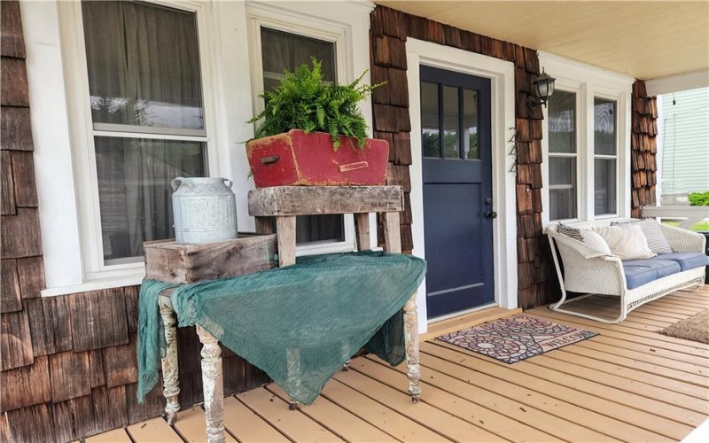244 California Ave, Laughlintown, 15655, 3 Bedrooms Bedrooms, ,2 BathroomsBathrooms,Residential,For Sale,California Ave,1699627