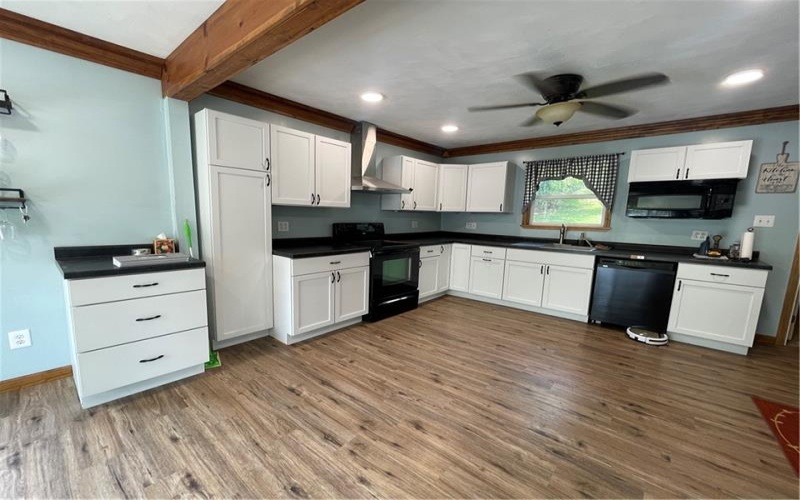 20 Warner Ave, Charleroi, 15022, 2 Bedrooms Bedrooms, 5 Rooms Rooms,1 BathroomBathrooms,Residential,For Sale,Warner Ave,1699676