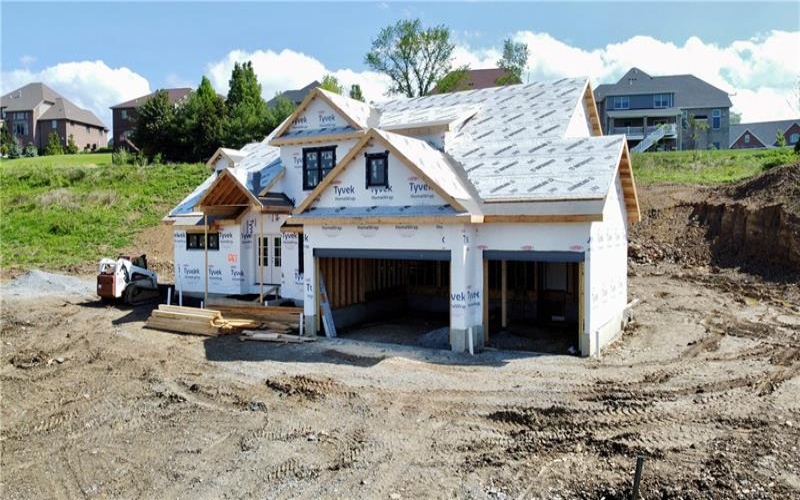 1065 Skyline Dr, Canonsburg, 15317, 5 Bedrooms Bedrooms, 13 Rooms Rooms,3.1 BathroomsBathrooms,Residential,For Sale,Skyline Dr,1699684
