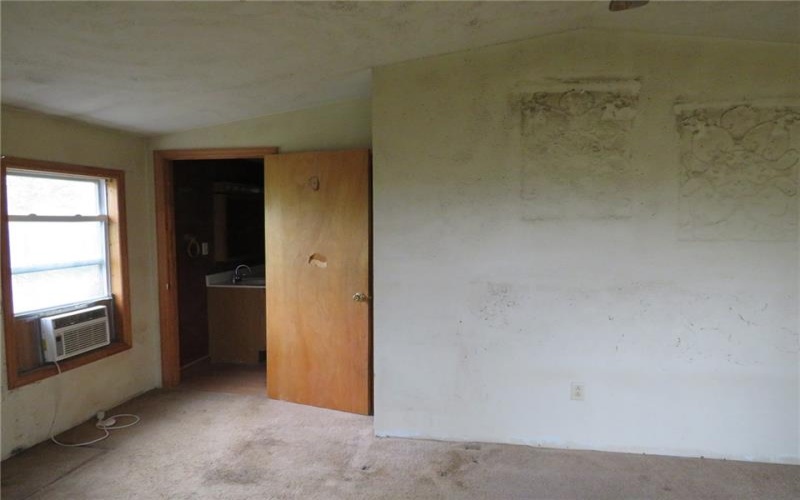 595 Amity Ridge Rd, Amity, 15311, 2 Bedrooms Bedrooms, ,2 BathroomsBathrooms,Residential,For Sale,Amity Ridge Rd,1699686