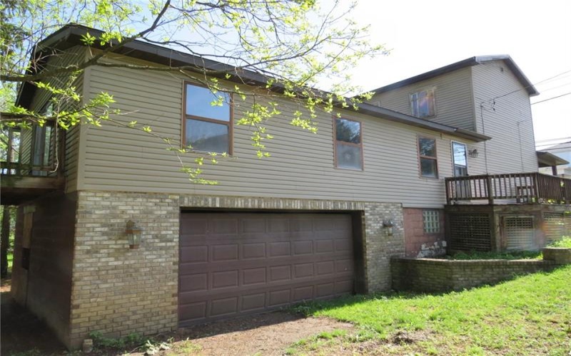 595 Amity Ridge Rd, Amity, 15311, 2 Bedrooms Bedrooms, ,2 BathroomsBathrooms,Residential,For Sale,Amity Ridge Rd,1699686