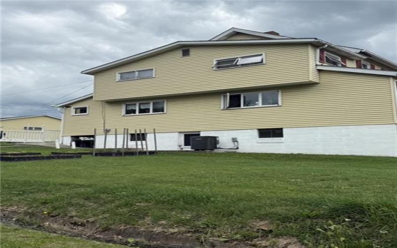 48 2nd Street, Dunbar, 15431, 3 Bedrooms Bedrooms, ,1 BathroomBathrooms,Residential,For Sale,2nd Street,1699697