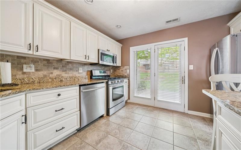 1426 Lyons Chase Cir, Murrysville, 15668, 2 Bedrooms Bedrooms, ,2 BathroomsBathrooms,Residential,For Sale,Lyons Chase Cir,1699703
