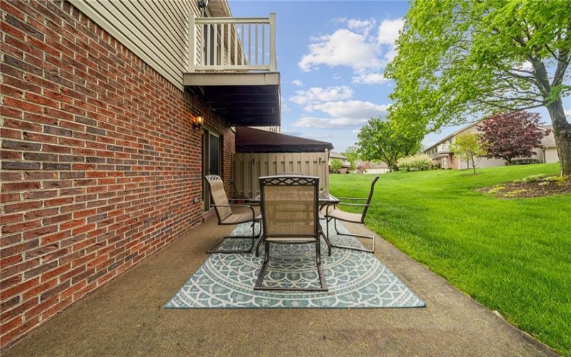 1426 Lyons Chase Cir, Murrysville, 15668, 2 Bedrooms Bedrooms, ,2 BathroomsBathrooms,Residential,For Sale,Lyons Chase Cir,1699703